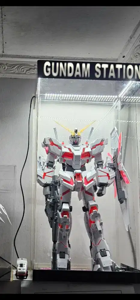 Gundam unicorn Mega Size