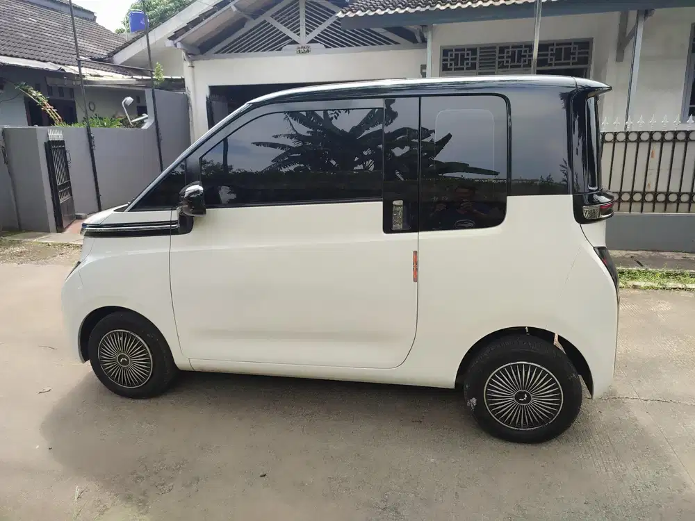 Wuling Air EV Long Range Thn 2022 Listrik