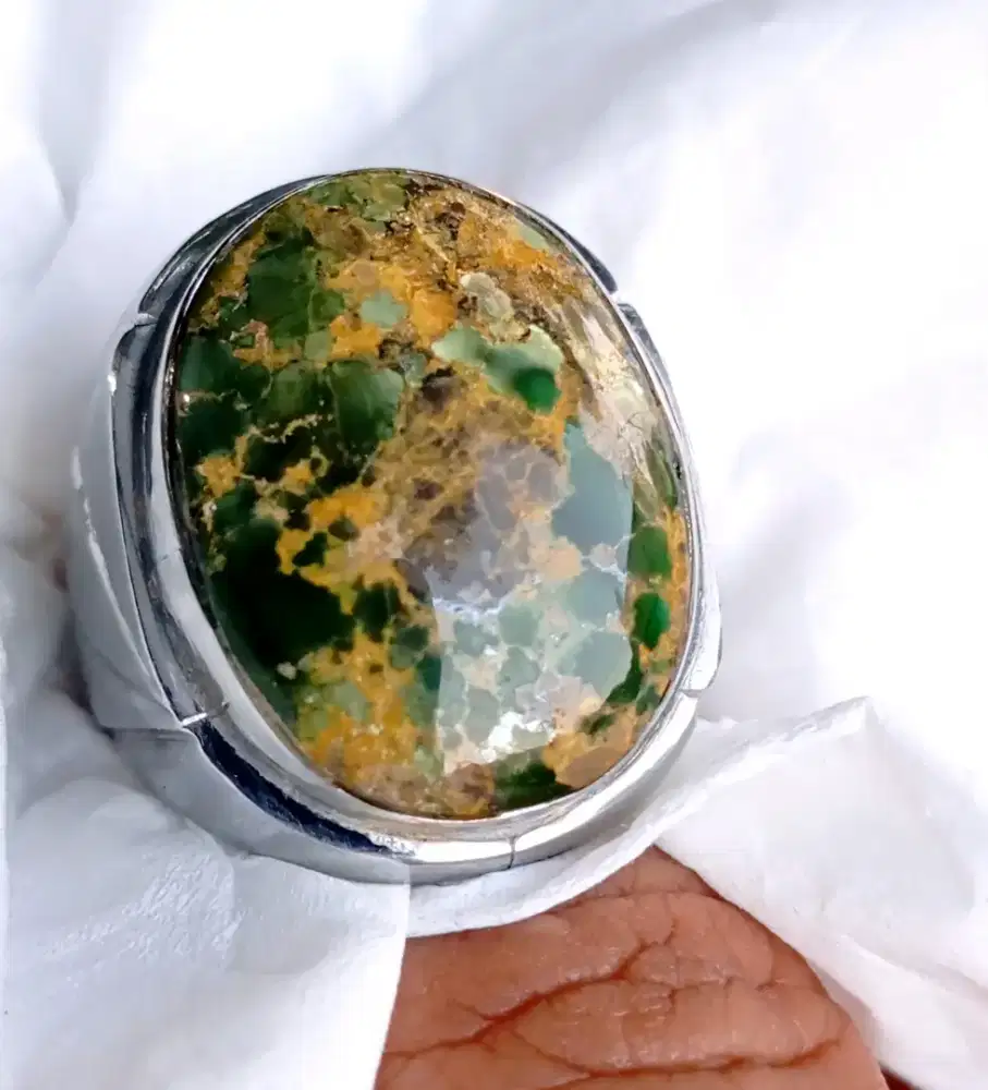 Pirus Persia deep green padas kuning EMAS