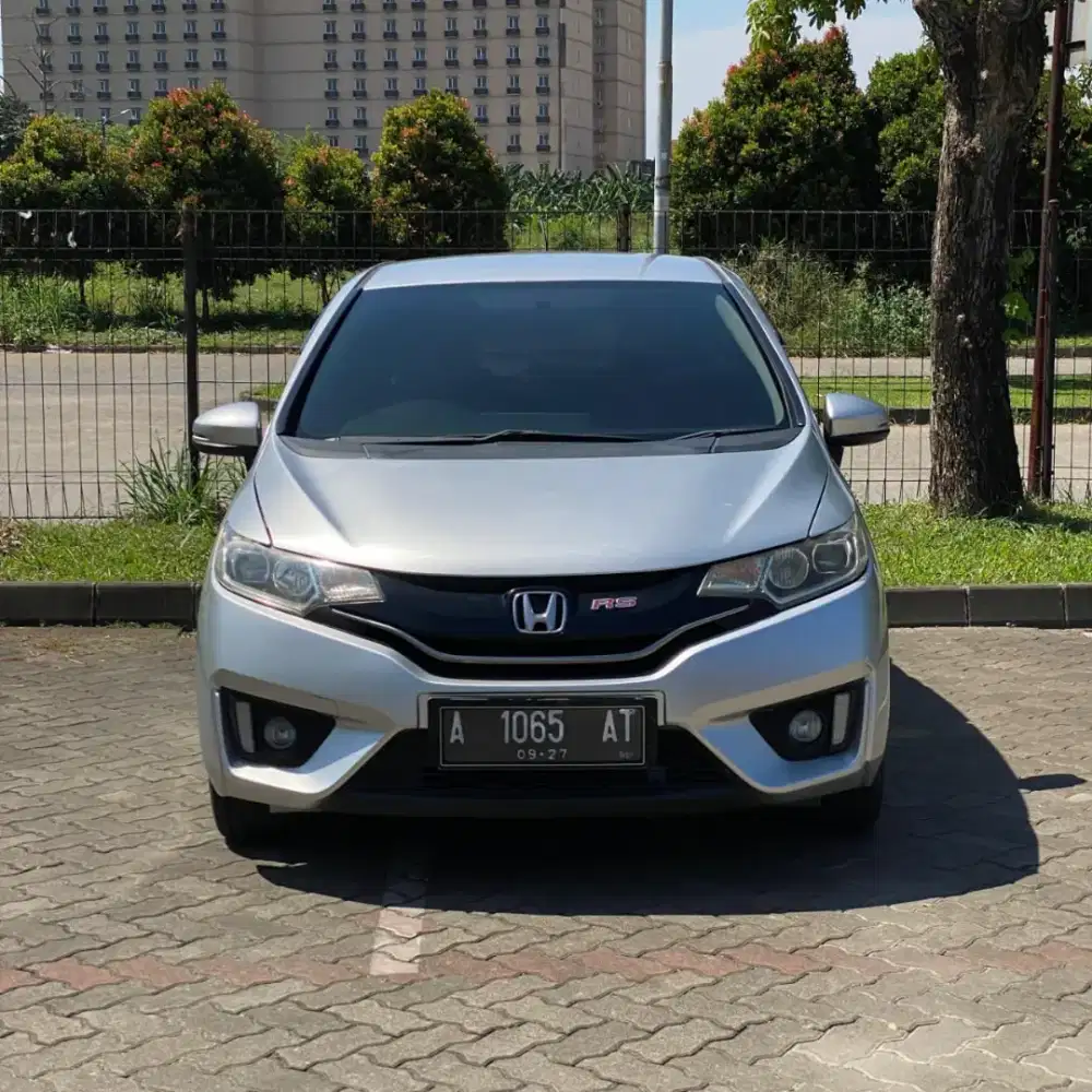 Honda Jazz Rs 1.5 Automatic 2015 Bensin Silver Metalik