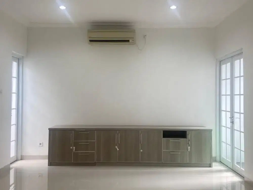 Disewakan Rumah di Kebayoran Garden Bintaro Jaya Sektor 7 Tangsel