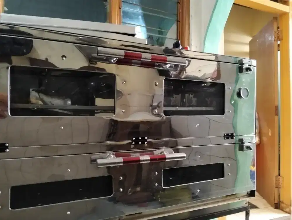 Oven gas bekas belum pernah di pakai