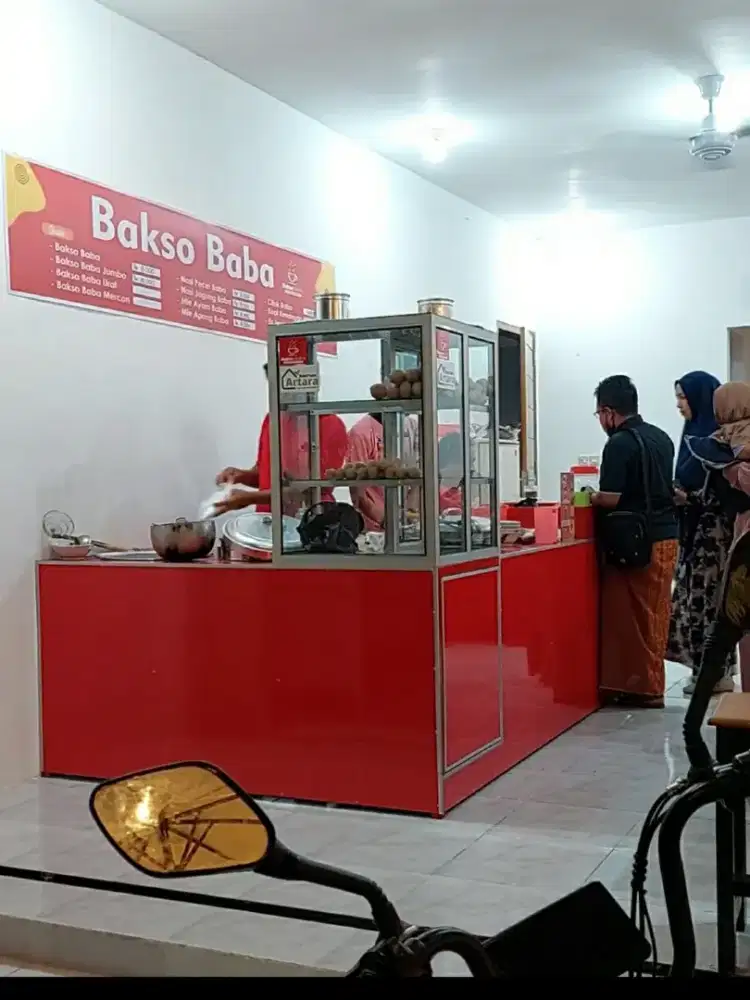 Dijual rombong bakso indoor ukuran +- lebar 160, panjang 250 model L