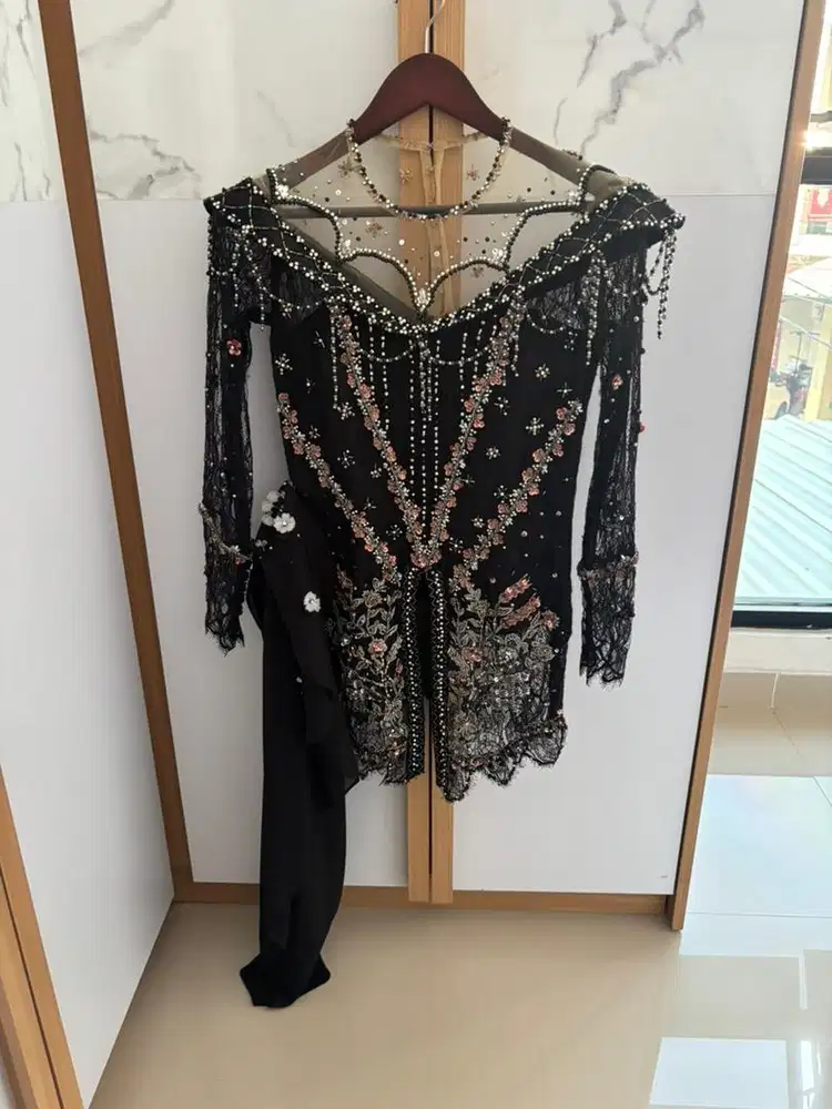 IVORY STUDIO SET KEBAYA