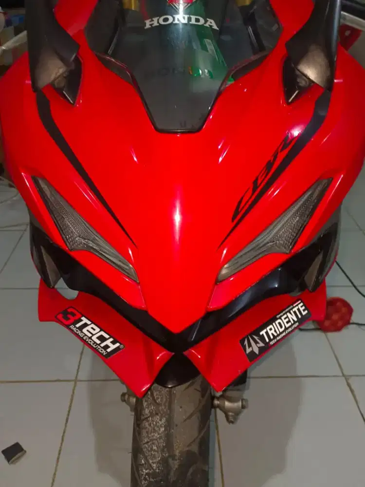Jual motor CBR150R type abs