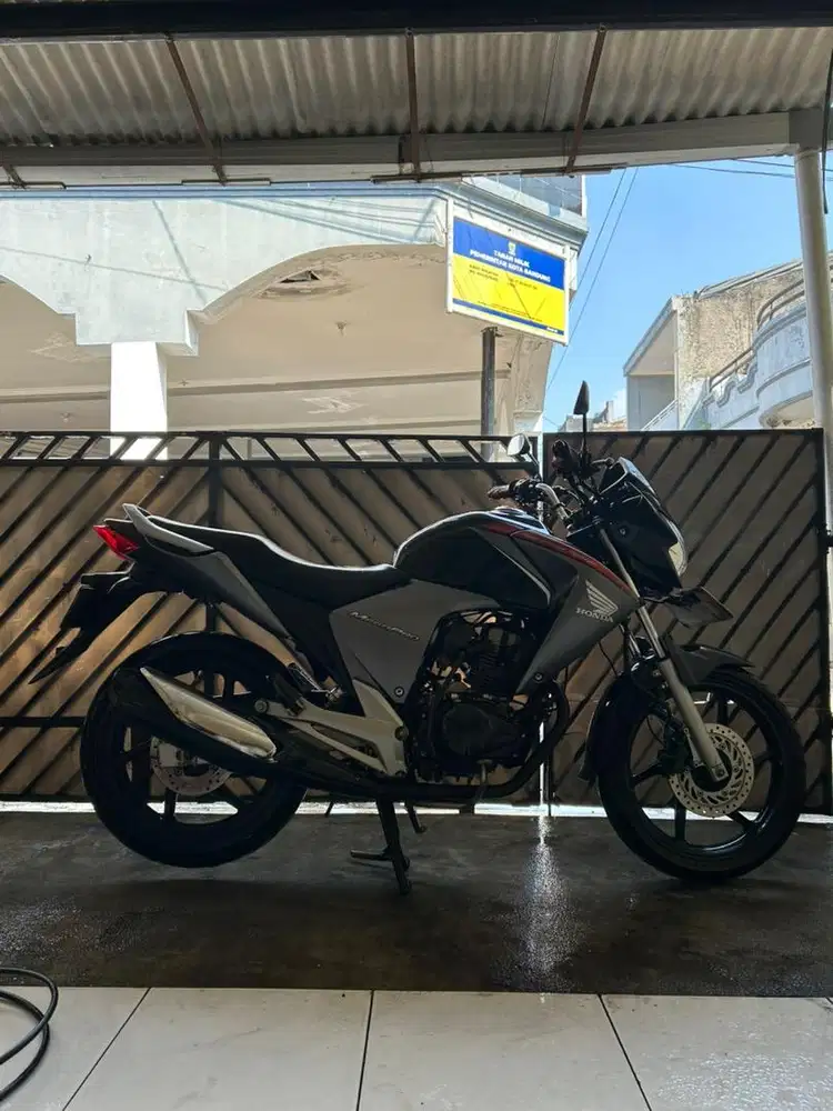 Honda Megapro Mono