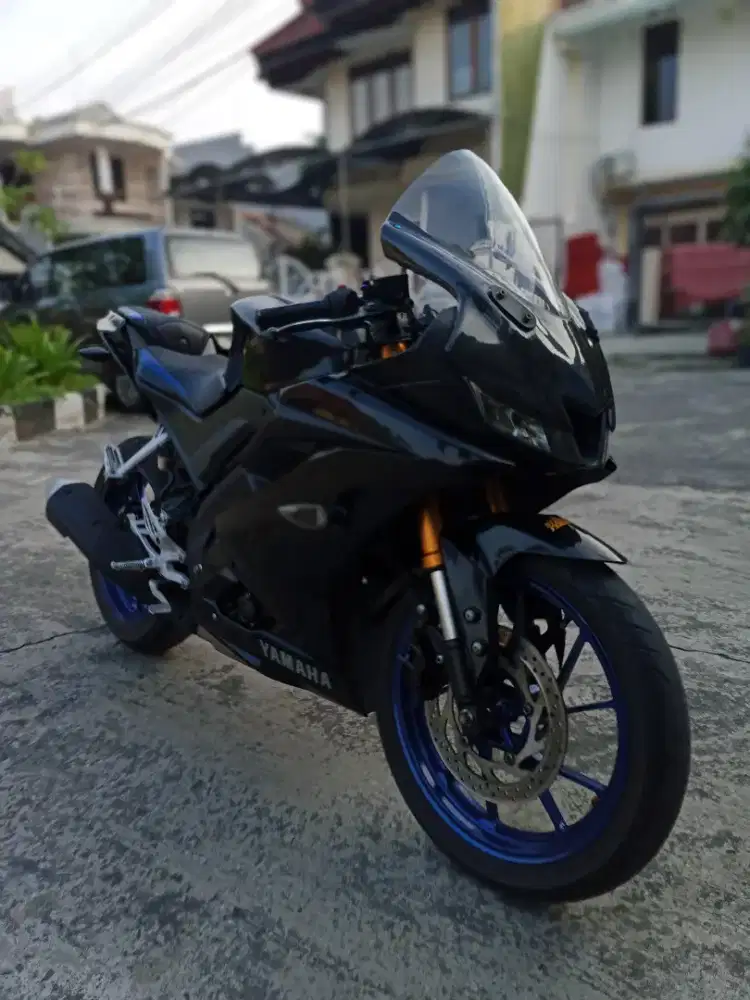 YAMAHA R15 V3 2019