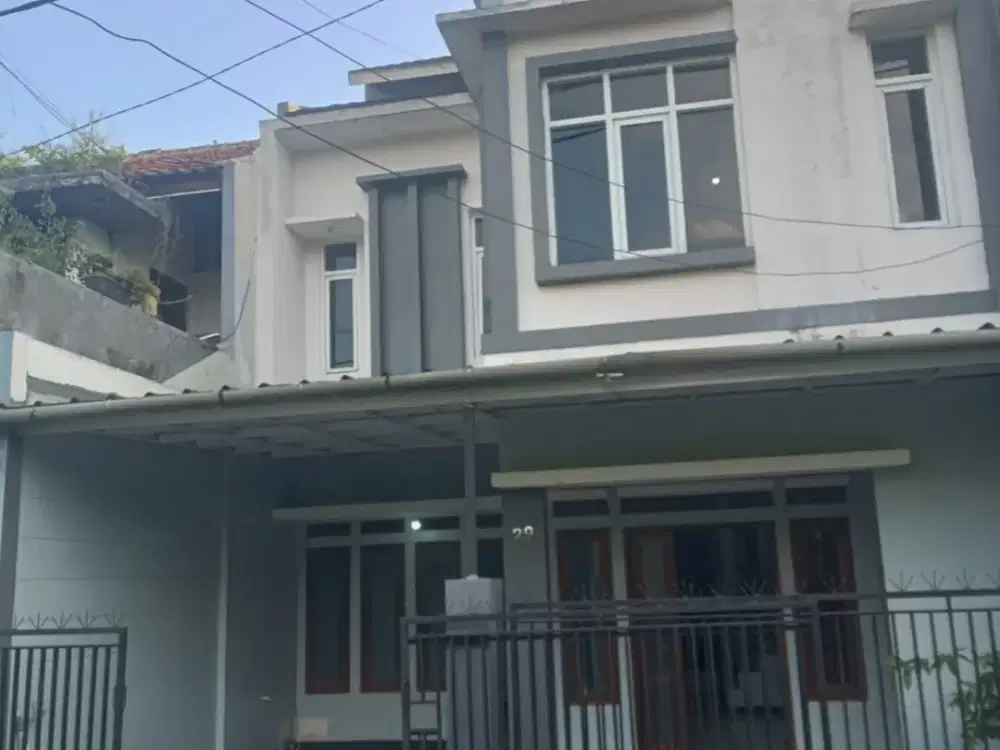 SEWA CEPAT RUMAH STRATEGIS DENGAN LINGKUNGAN NYAMAN DAN TENANG DI ANTAPANI