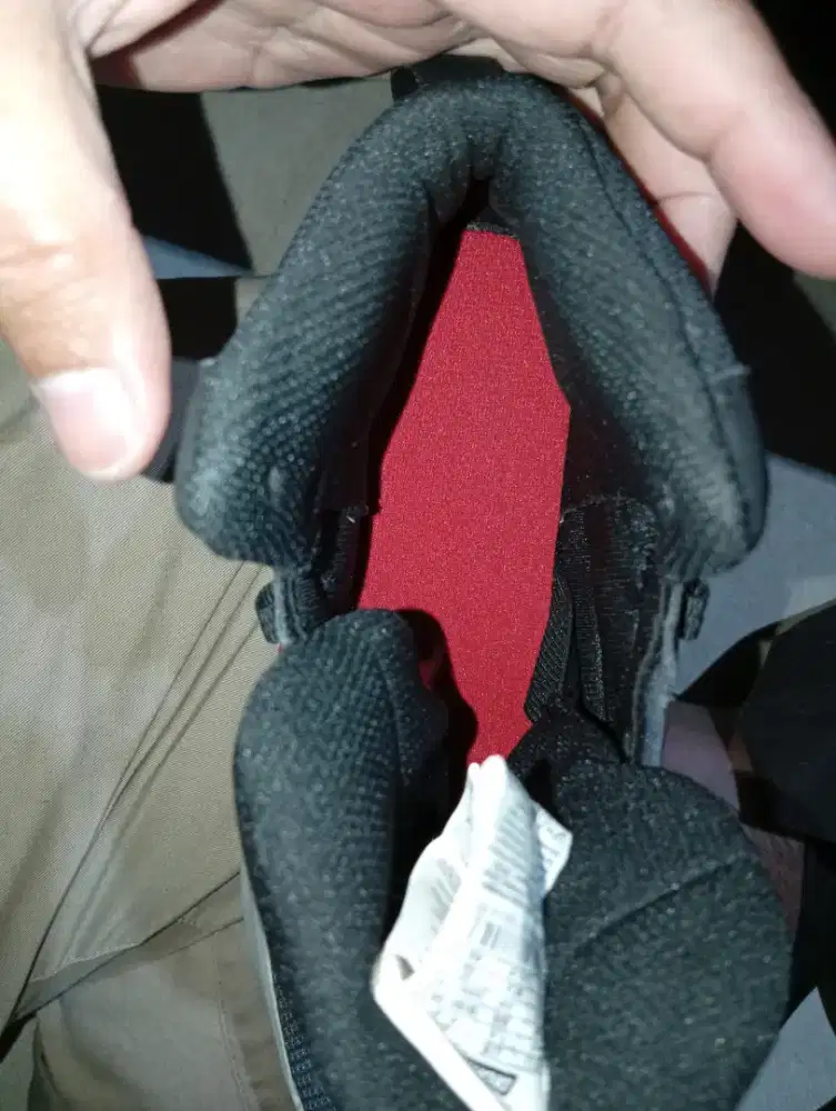 Sepatu basket size 40 eu