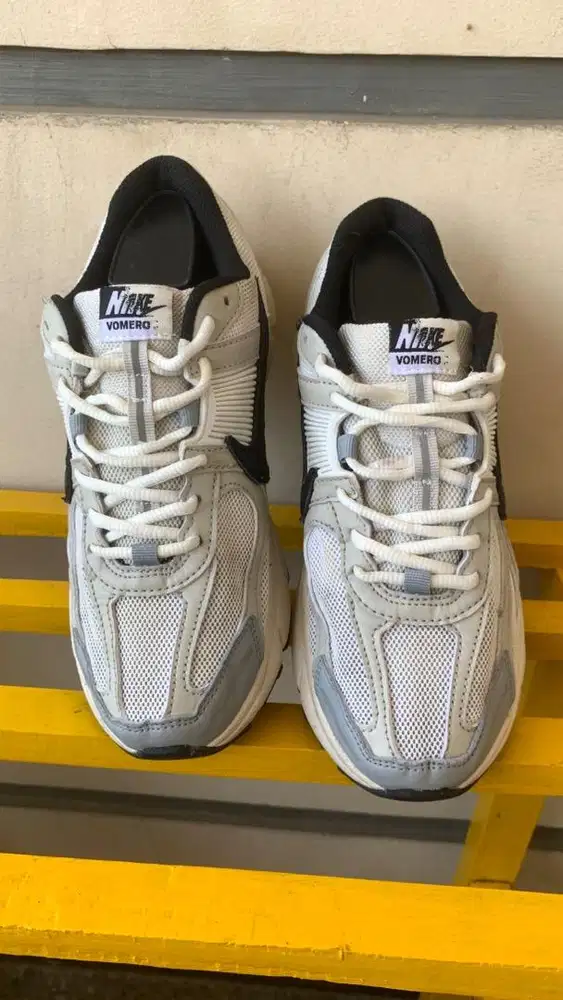 Nike zoom vomero 5