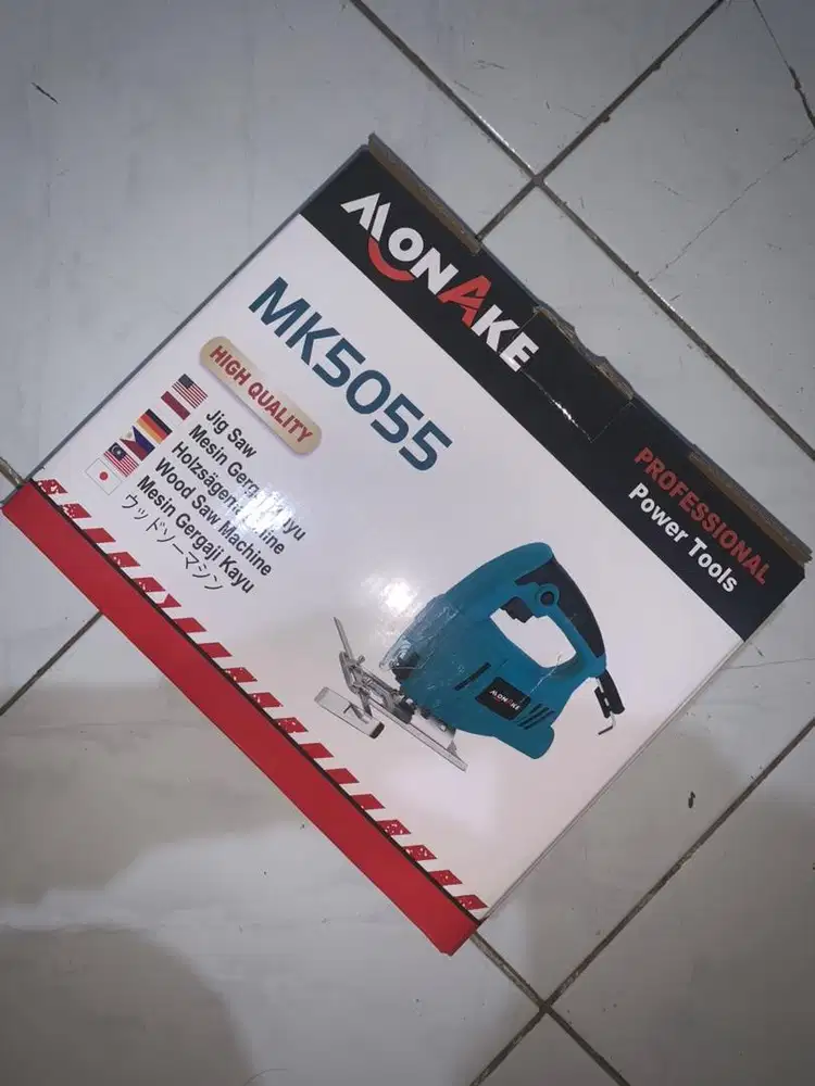 Mesin Pemotong Baja & Kayu