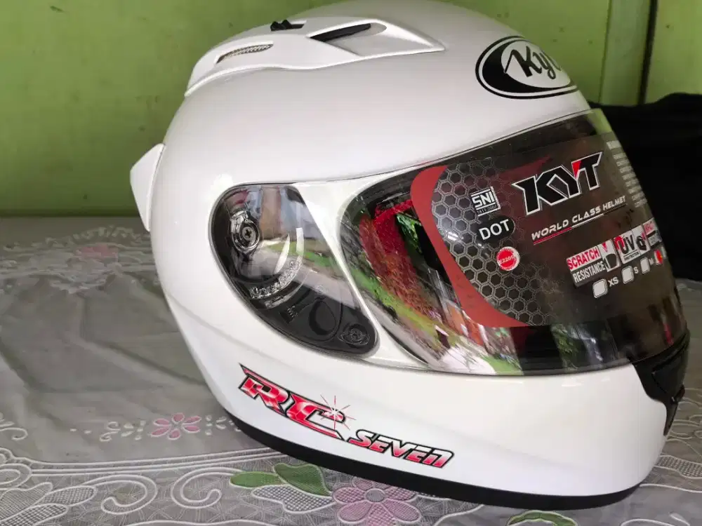 Helm KYT RC7 (ORI & BARU)