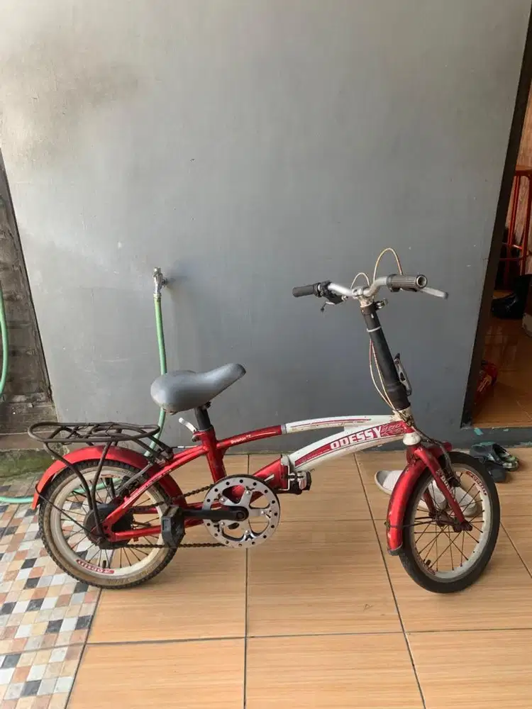 Sepeda lipat odessy size 16