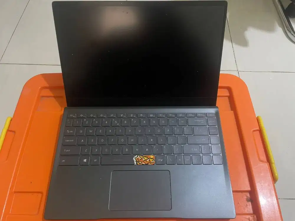 Laptop MSI Modern 14 B10MW - Core i3 Gen 10 / RAM 8GB / 250GB