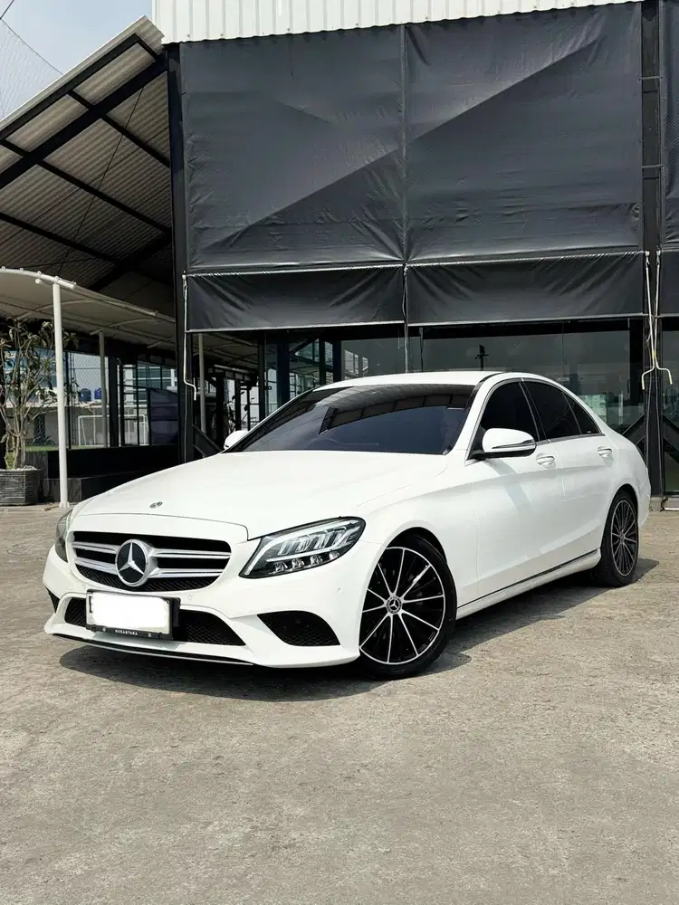 MERCEDES BENZ C200 2019! C200 2019! MERCEDES C200 2019! C200 EQBOOST