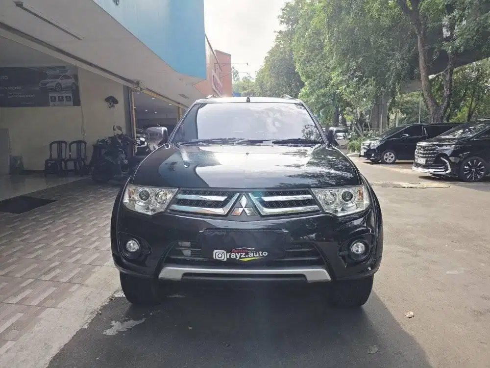 Mitsubishi Pajero Exceed 4X2 A/T 2015 Km 90rb Service Record