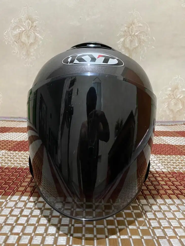 Helm KYT world class helmet