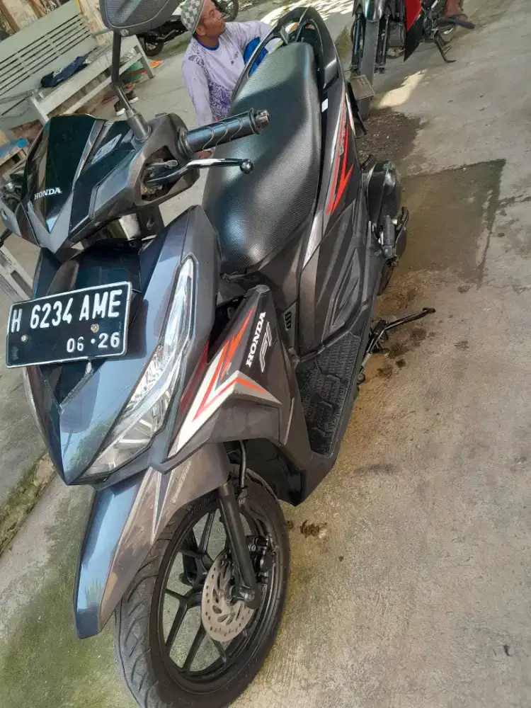 Jual motor bekas vario 125 wonosalam