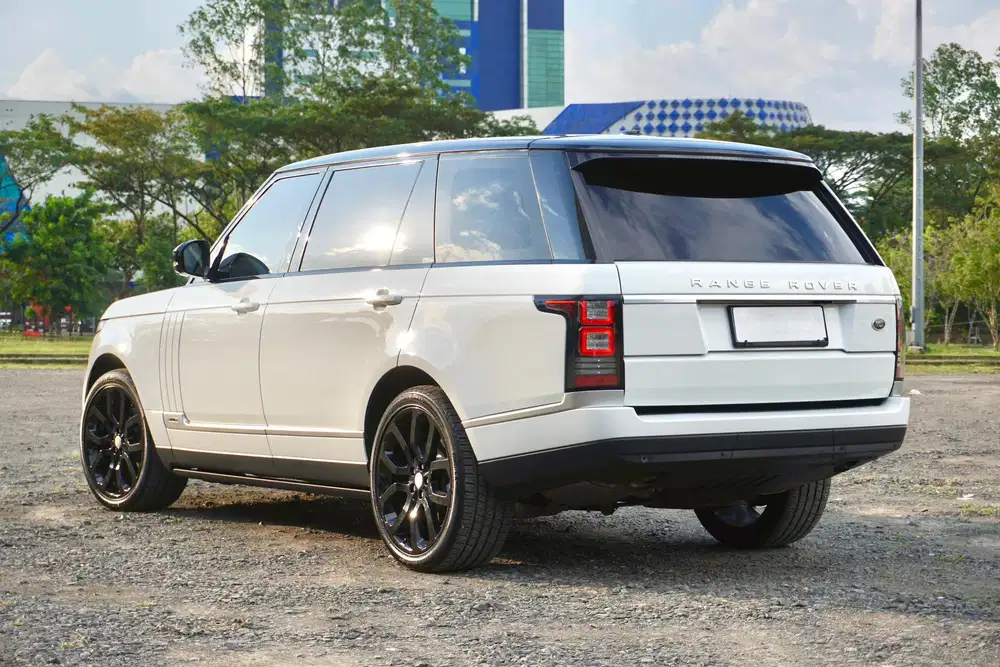 Land Rover Range Rover Vogue LWB 2015