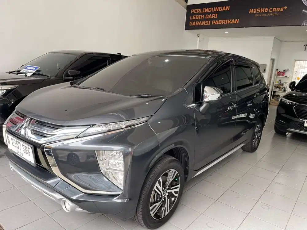 XPANDER ULTIMATE 2020 GREY KM 31rb PAJAK PANJANG RAWATAN FULL UPGRADE