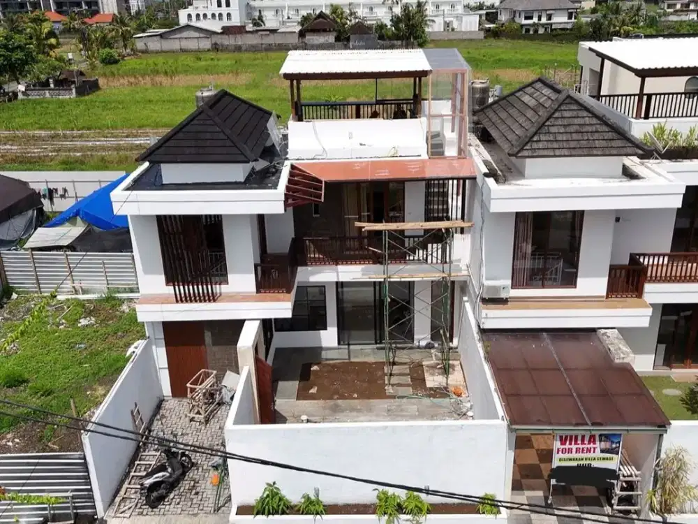 VILLA TROPICAL MODERN DI CEMAGI BADUNG BALI DEKAT PANTAI