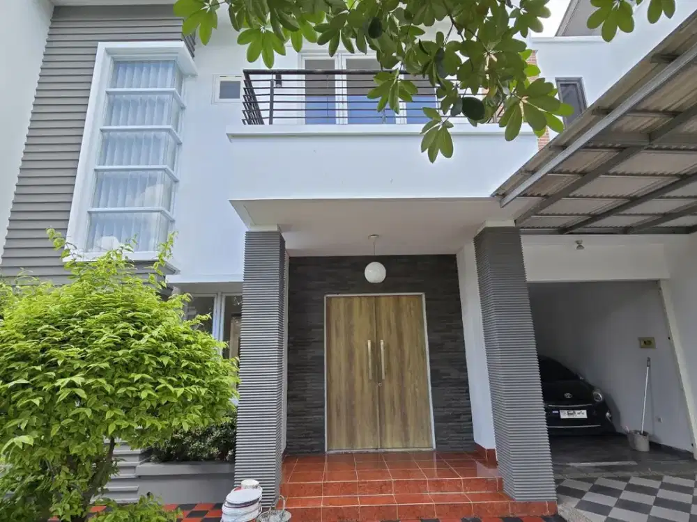 Disewakan Rumah di Cluster Heliconia Harapan Indah Bekasi