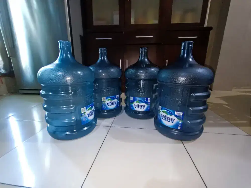 galon aqua bekas