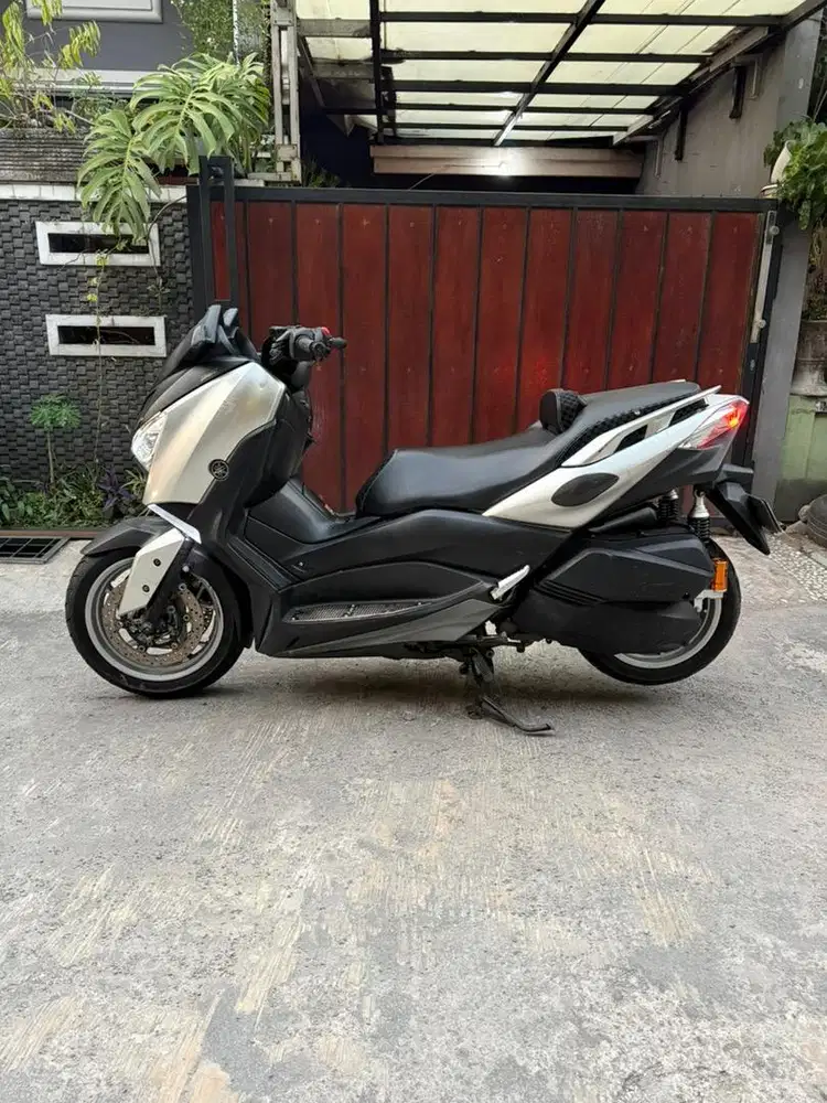 YAMAHA X-MAX OLD 2017