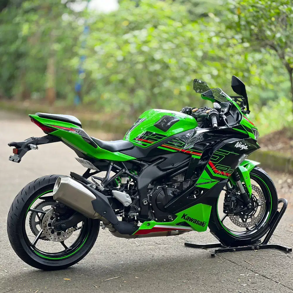 KM 1K AJA! KAWASAKI ZX25RR ABS QS KRT 2023 HIJAU PAJAK ON SIAP GASPOL