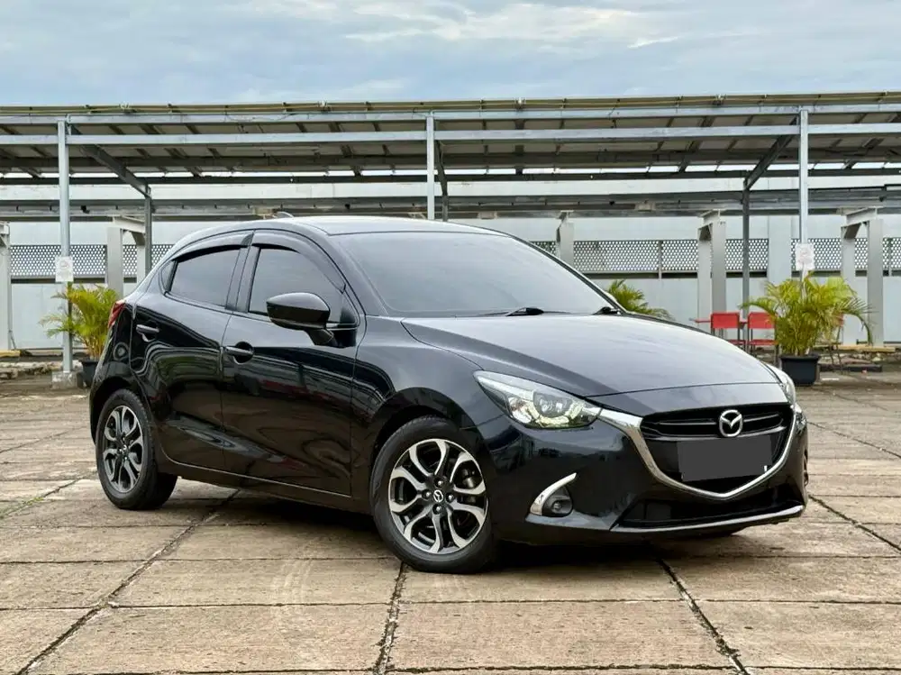 MAZDA 2 R 2017 SERVIS RECORD