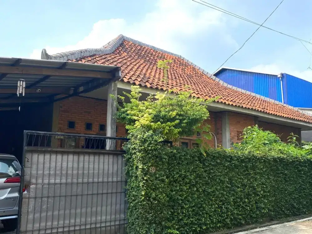 Dijual Rumah Tinggal Asri di Jl Nusa Kenari Cinangka Sawangan