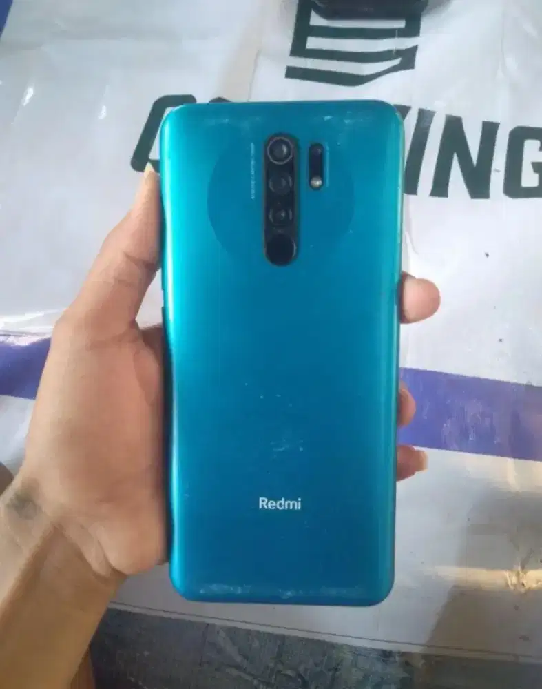 REDMI 9 UDAH SUPPORT FAST CHARGING