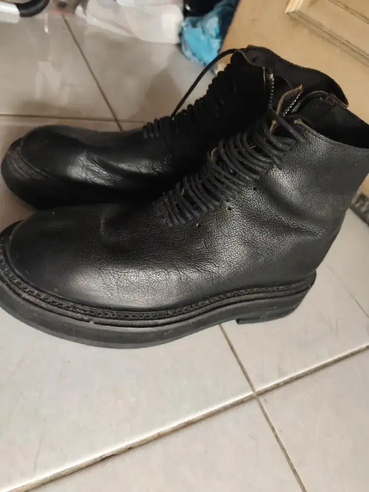 Sepatu boots kulit tebal Made in italy