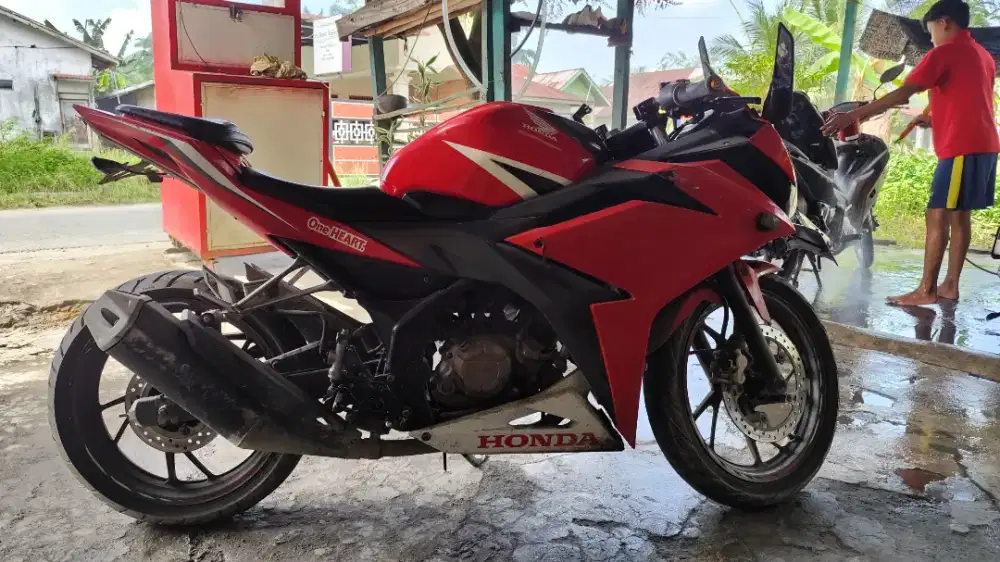 CBR150R FACELIFT 2017