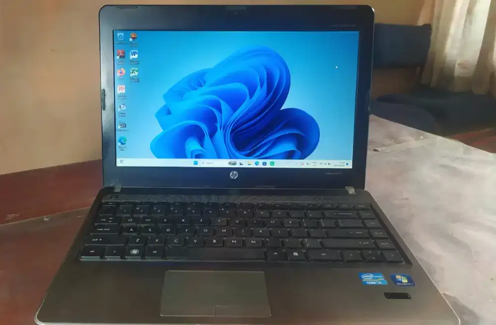 Laptop hp Core i5 Ram 8GB Windows 11 No Minus
