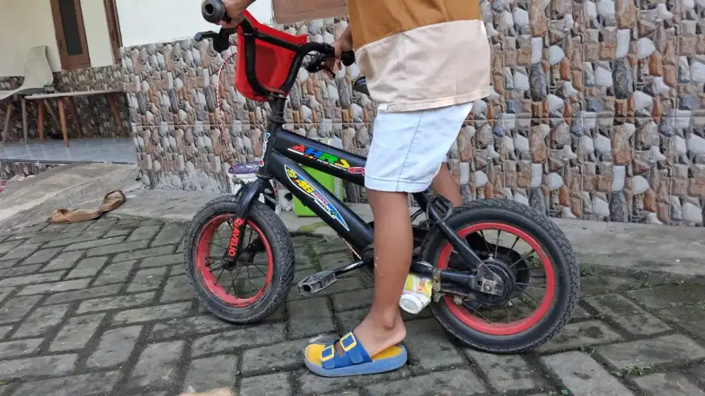 Sepeda BMX Uk 12