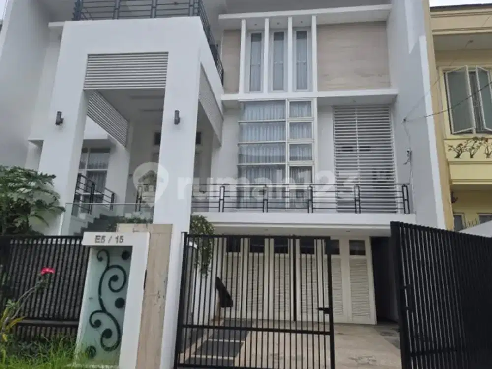 Dijual Rumah Modern Siap Huni,Semi Furnished - Galaxy Bumi Permai