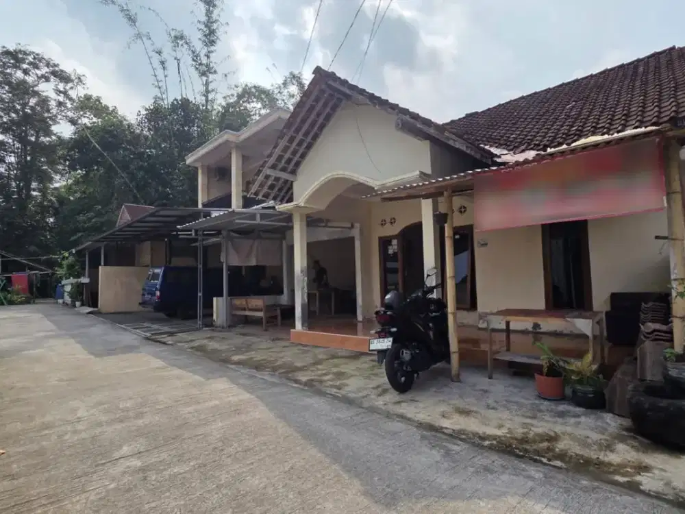 Rumah di dalam Kampung Jla. Palagan km 12