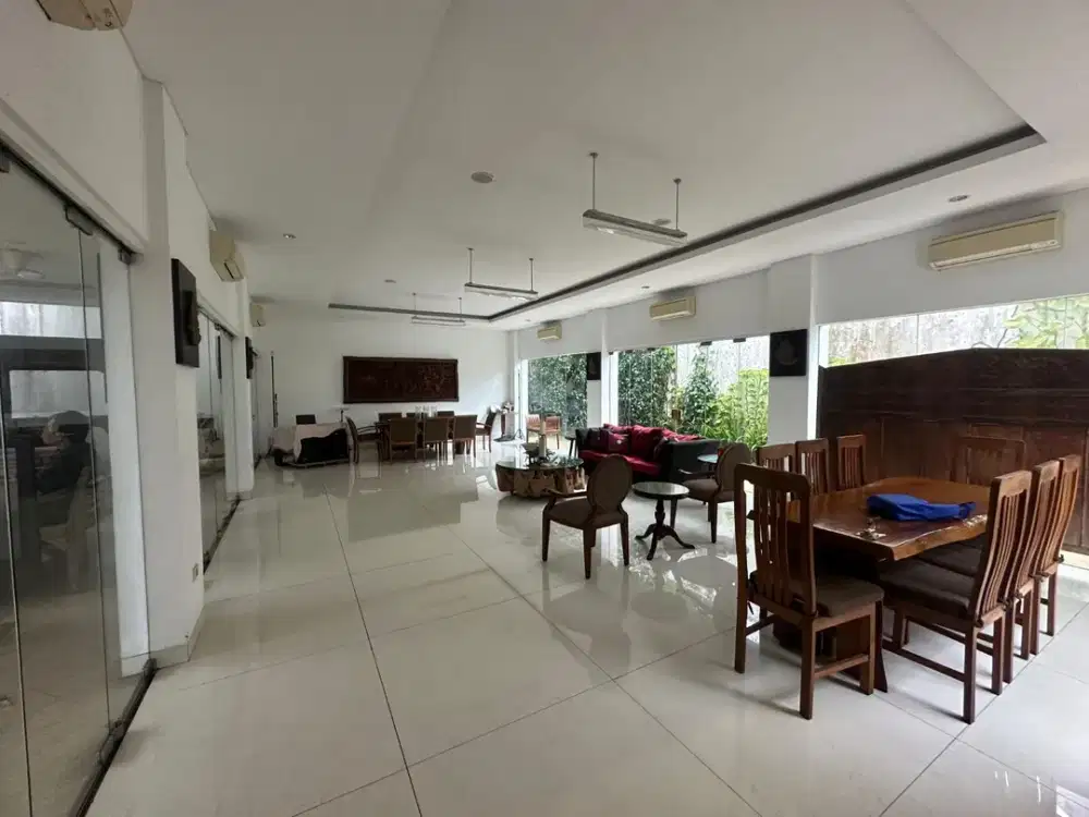DIJUAL RUMAH CANTIK SEPERTI VILLA BALI SUTERA BUANA ALAM SUTERA