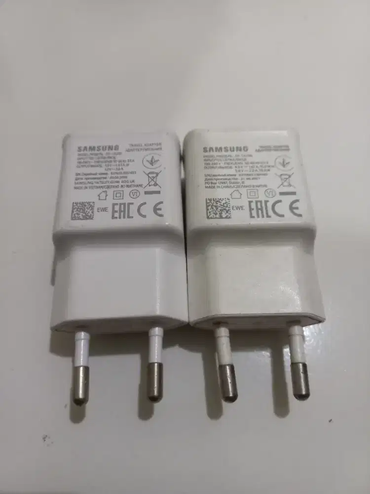 Charger Samsung Fast Charging Bekas