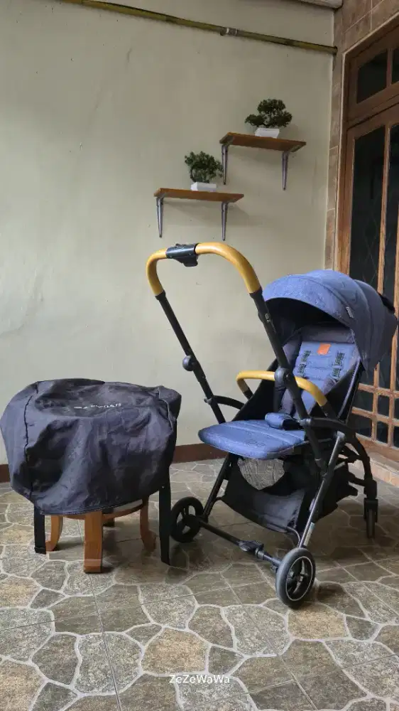 PRELOVED STROLLER BABY ELLE EZ SWITCH