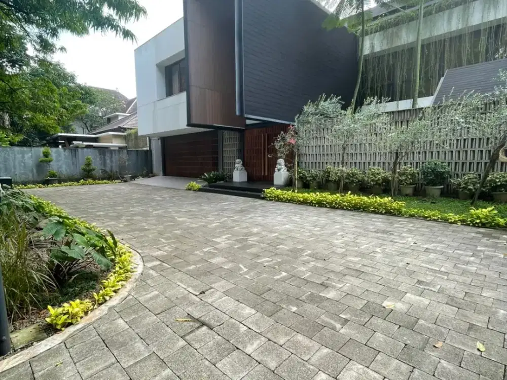 Dijual Rumah Estetik di Kebayoran Baru. Jakarta Selatan