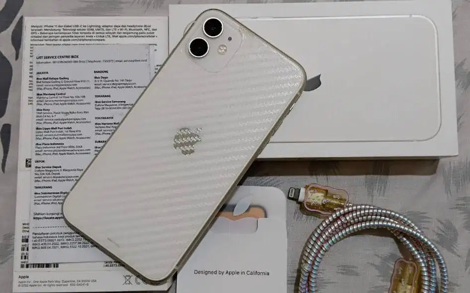 iPhone 11 64 GB White unit IBox Fullset siap pakai