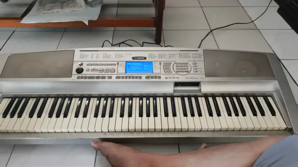 Keyboard piano Yamaha DGX 300