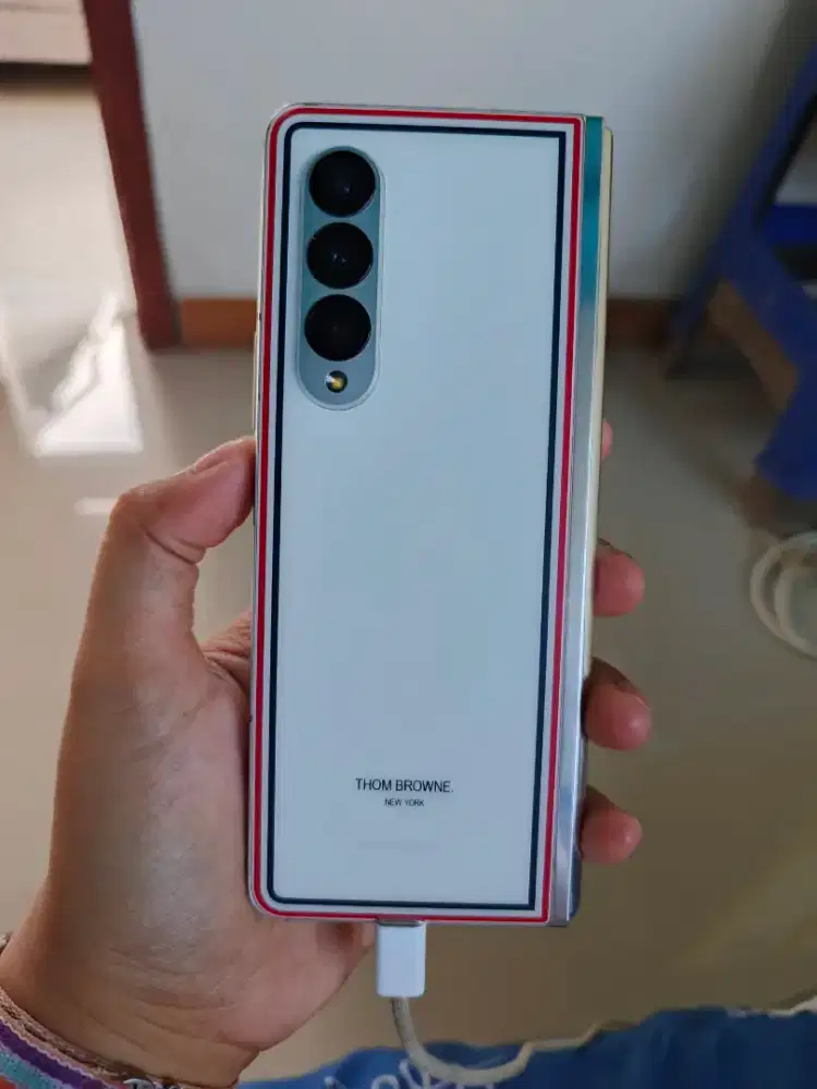 Samsung Galaxy Z Fold 3 12/512 Thom Browne limited edition