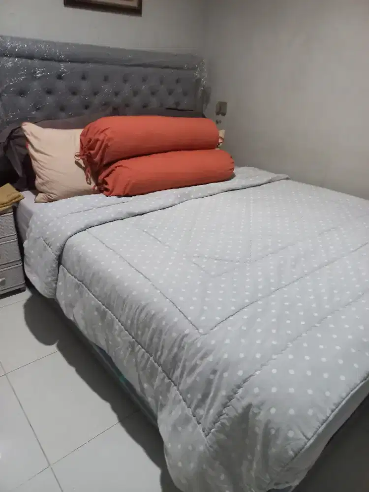 Di jual kasur double bed set uk 160x200