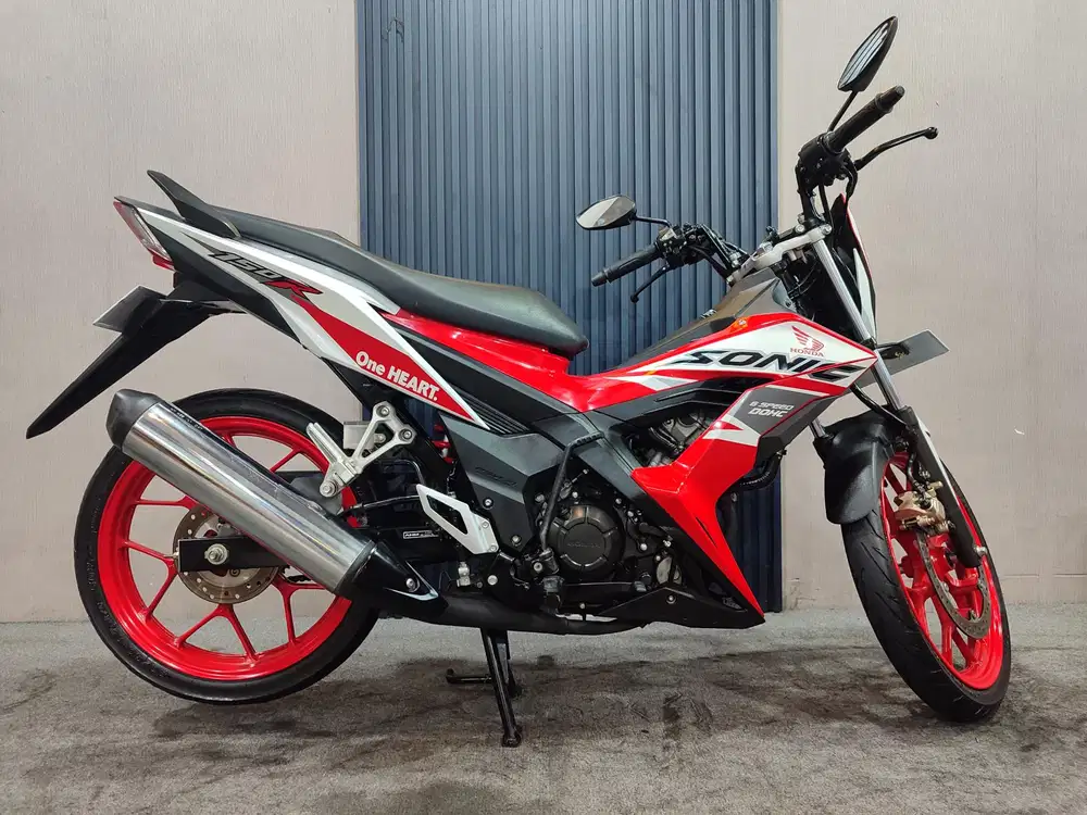Sonic 150R 2020 SE istimewa mulus terawat siap pakai...