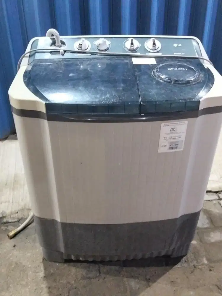 Mesin cuci LG 12kg