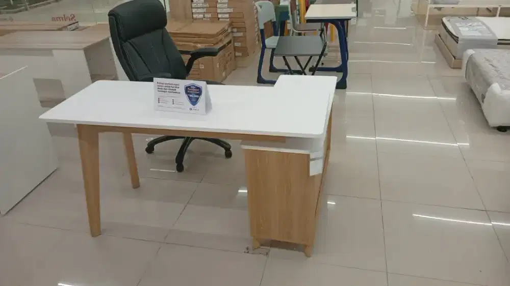 Meja Kantor Pendant