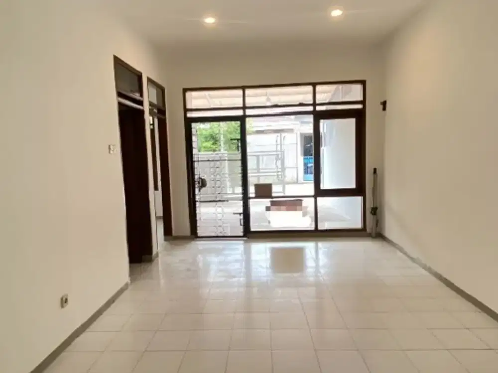 Rumah Full Renov Siap Huni di Taman Holis Indah 1 Bandung